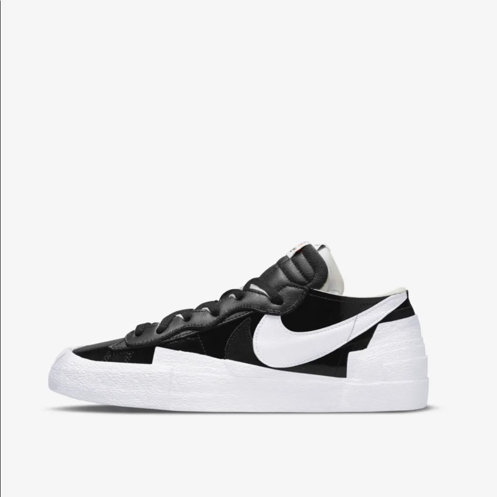 Nike Blazer Low/Sacai Size 5.5 women’s